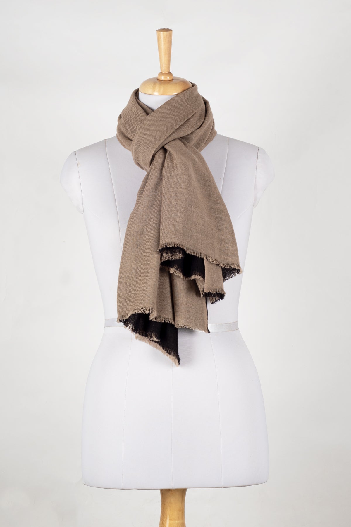 Reversible Merino Wool Scarf - Black Beige